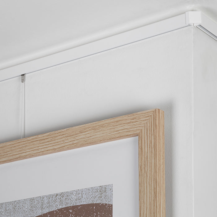 STAS minirail + installation kit offers a sleek aluminium picture rail for invisible art hanging systems.