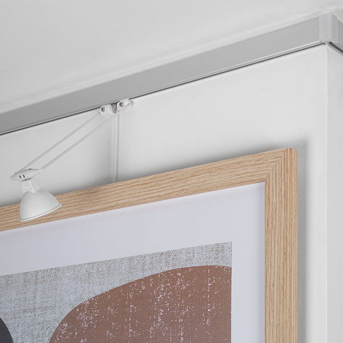 STAS multirail with integrated lighting: enhance your space with professional rail system.