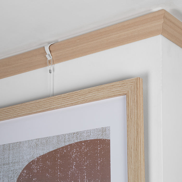 STAS windsor wooden picture rail 200cm made from ayous wood, perfect for your picture hanging system.