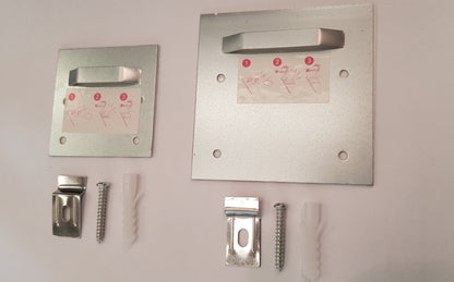 STAS self-adhesive dibond hanger set enables easy mirror hanging on dibond surfaces with provided adhesive.