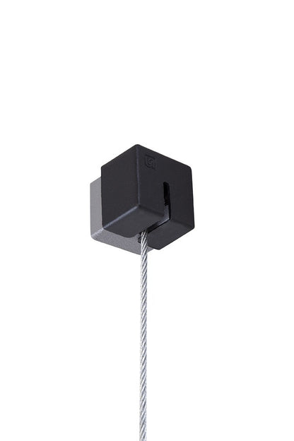 STAS qubic end cap black, ideal for smooth rail terminations.