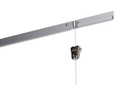 STAS j-rail + installation kit: Perfect gallery hanging solution for high walls.