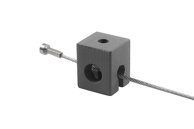 STAS qubic pro set includes screw, end cap, and 150 cm steel cable.