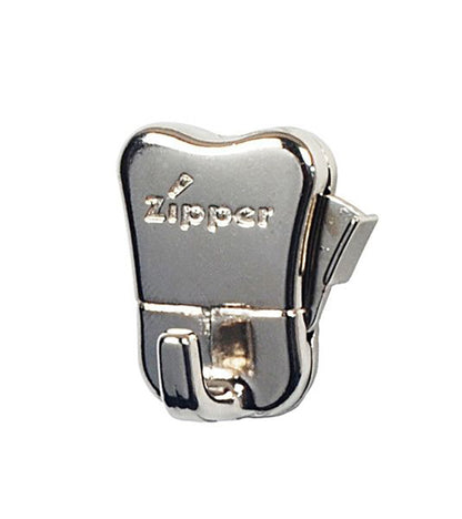1x Cobra Steel Cable + Zipper Hook, reliable with STAS minirail to multirail picture hanging systems.